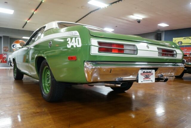 Plymouth Duster 1972 image number 10