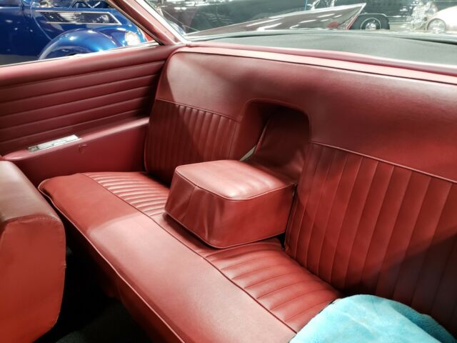 Cadillac DeVille 1961 image number 13