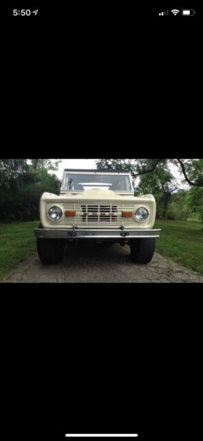 Ford Bronco 1977 image number 1