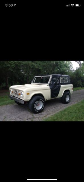 Ford Bronco 1977 image number 11