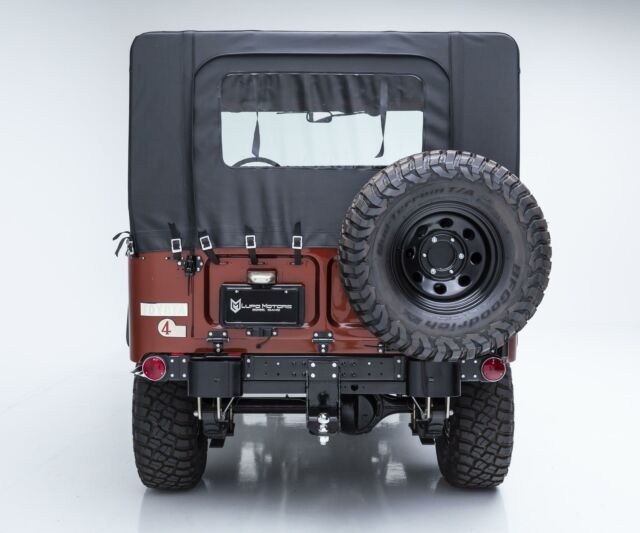 Toyota FJ Cruiser 1963 image number 18