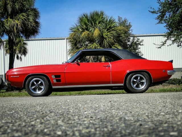 Pontiac Firebird 1969 image number 3