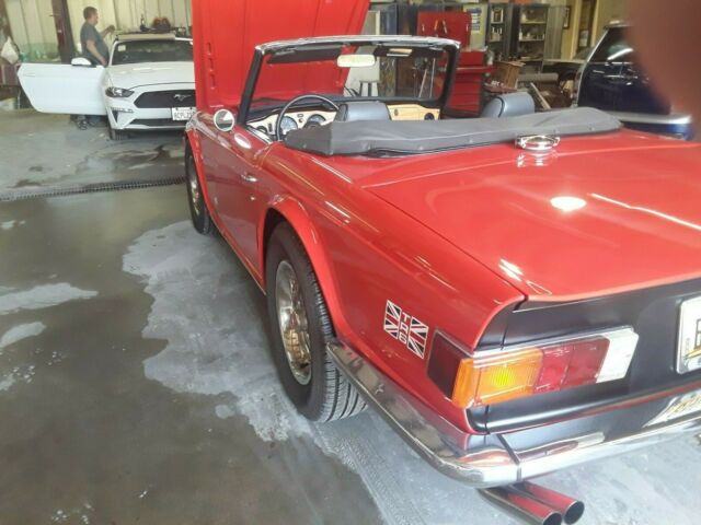 Triumph TR-6 1973 image number 15