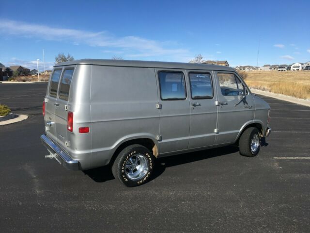 Dodge Ram Van 1979 image number 24