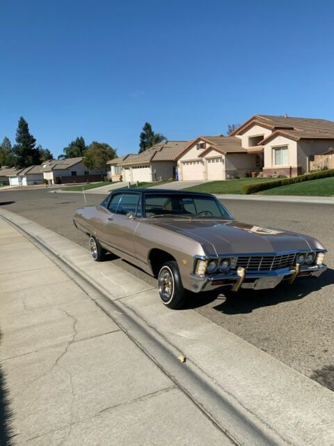 Chevrolet Impala 1967 image number 17