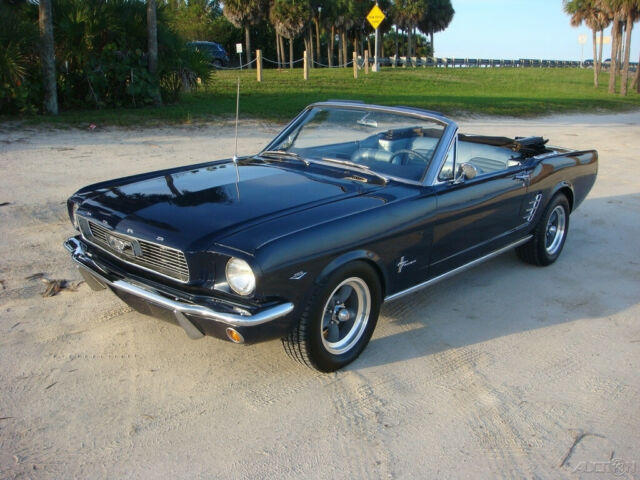 Ford Mustang 1966 image number 2