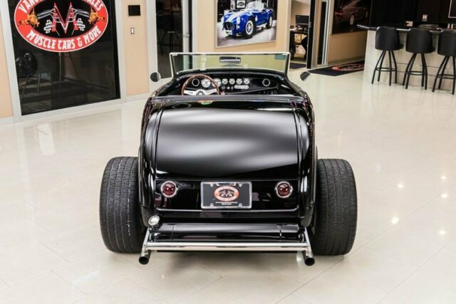 Ford Roadster 1932 image number 16