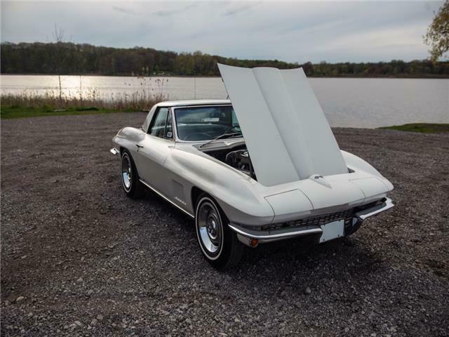 Chevrolet Corvette 1967 image number 12