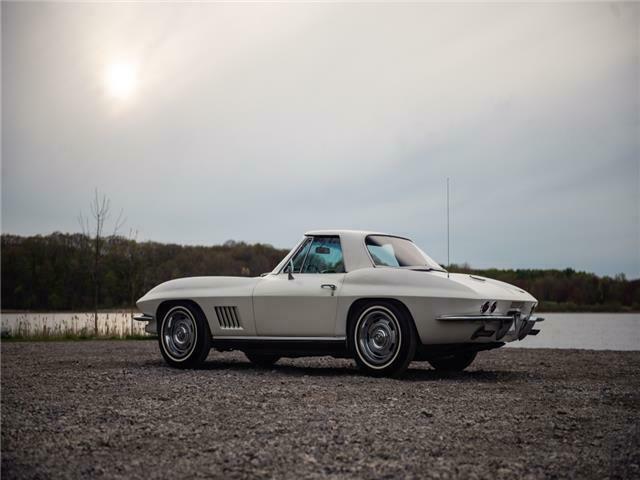 Chevrolet Corvette 1967 image number 2