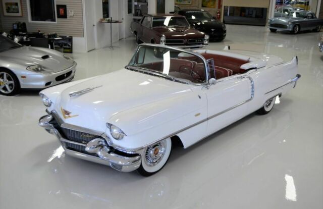 Cadillac DeVille 1956 image number 0