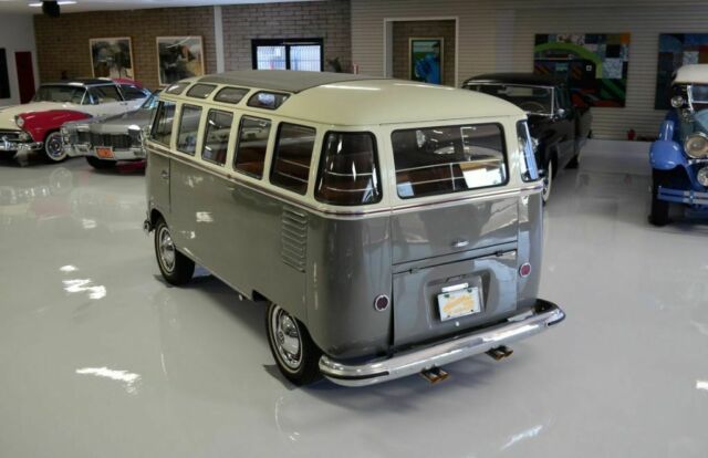 Volkswagen 23 Window Microbus 1958 image number 29