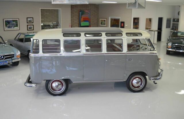 Volkswagen 23 Window Microbus 1958 image number 35