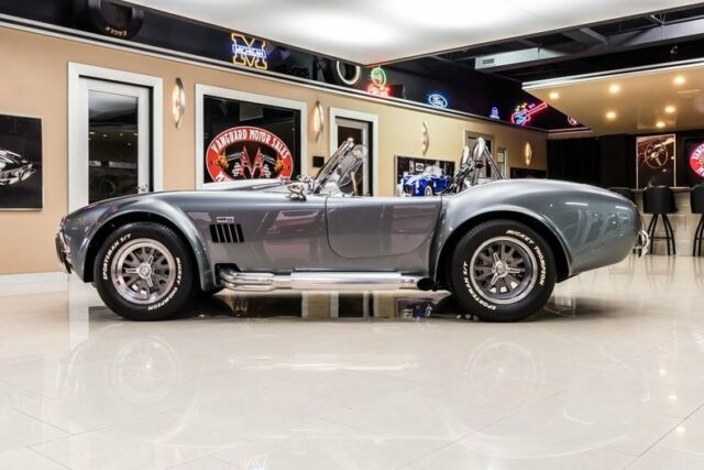 Shelby Cobra 1965 image number 18