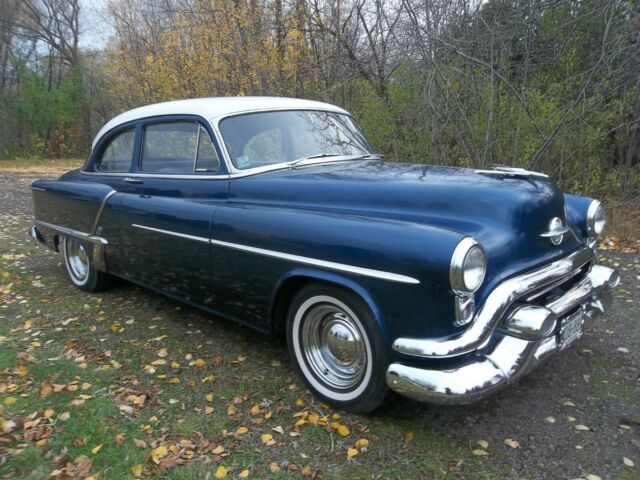 Oldsmobile Rocket Eighty-Eight 1953 image number 0