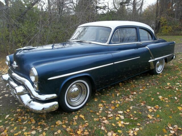 Oldsmobile Rocket Eighty-Eight 1953 image number 3