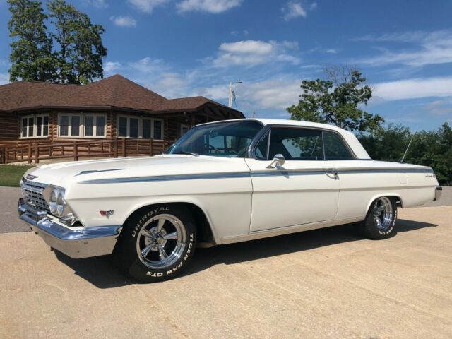 Chevrolet Impala 1962 image number 24