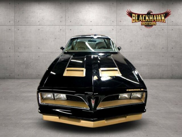 Pontiac Firebird 1977 image number 25