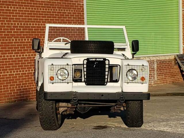 Land Rover Series IIa 1973 image number 1