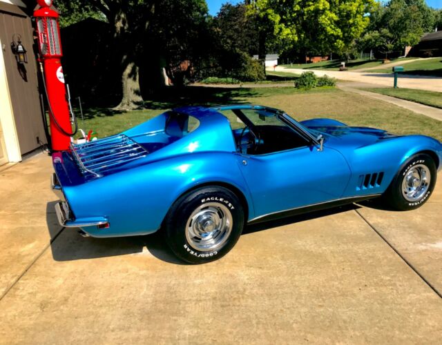 Chevrolet Corvette 1968 image number 14