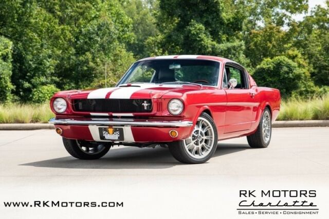 Ford Mustang 1965 image number 2