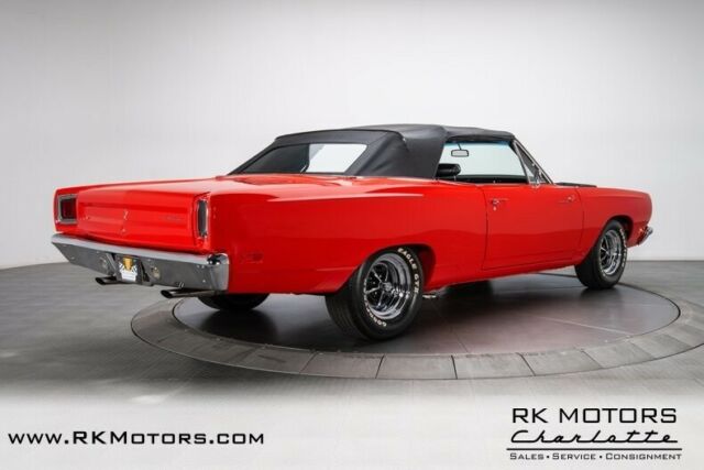 Plymouth Road Runner 1969 image number 9