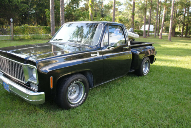 Chevrolet C-10 1977 image number 0