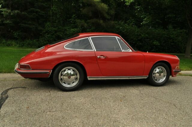 Porsche 911 1966 image number 16