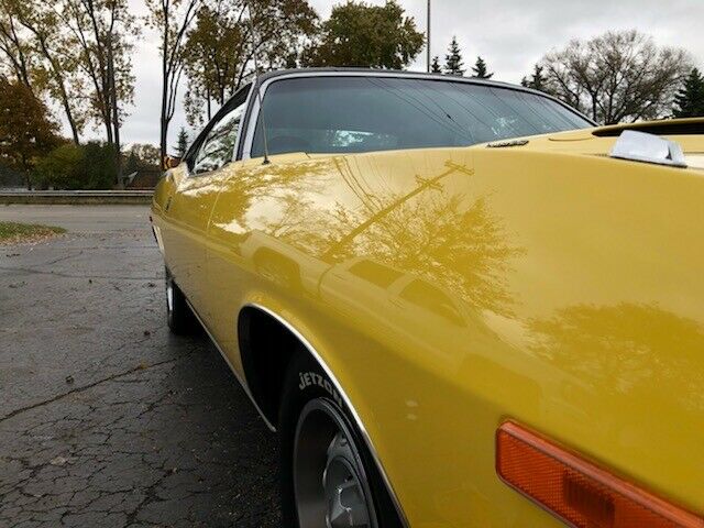 Plymouth Barracuda 1973 image number 9