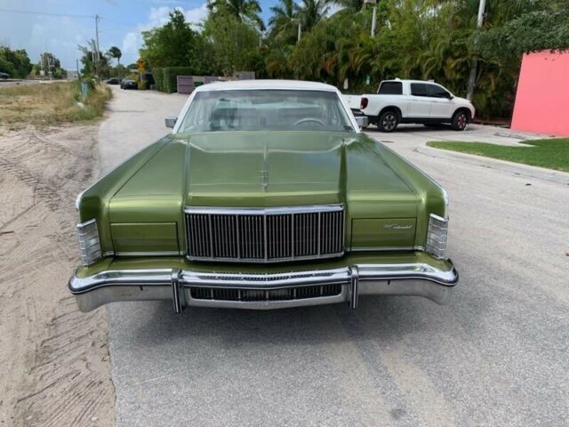 Lincoln Continental 1975 image number 27