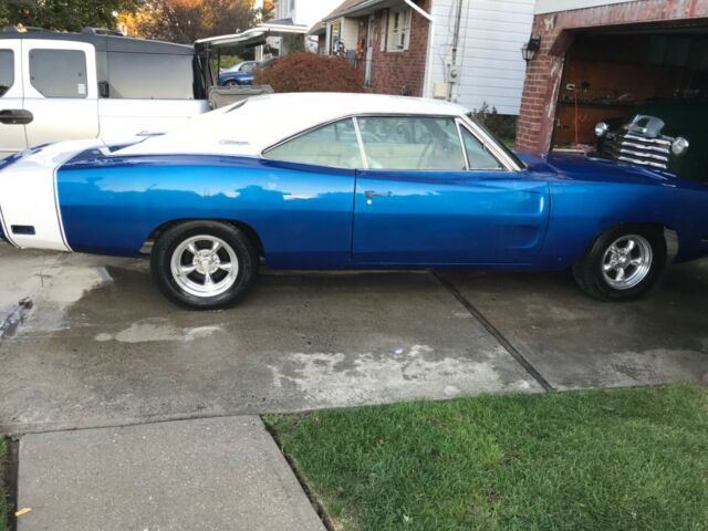 Dodge Charger 1969 image number 8