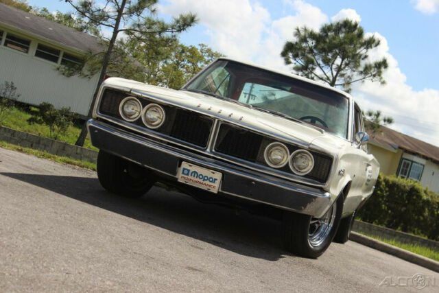 Dodge Coronet 1966 image number 17