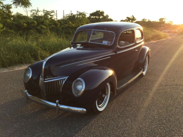 Ford Deluxe 1939 image number 10