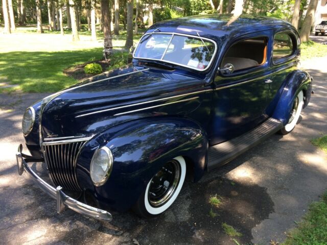 Ford Deluxe 1939 image number 23