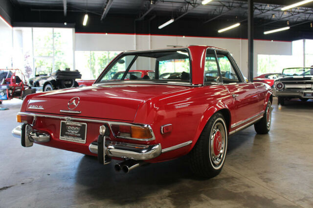 Mercedes-Benz SL-Class 1970 image number 10