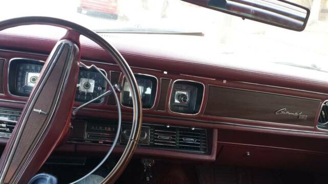 Lincoln Mark III 1969 image number 7