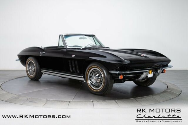 Chevrolet Corvette 1965 image number 35