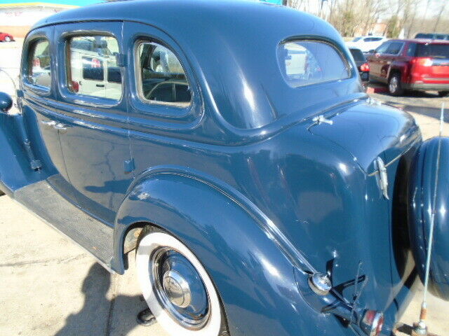 Ford Deluxe 1936 image number 15