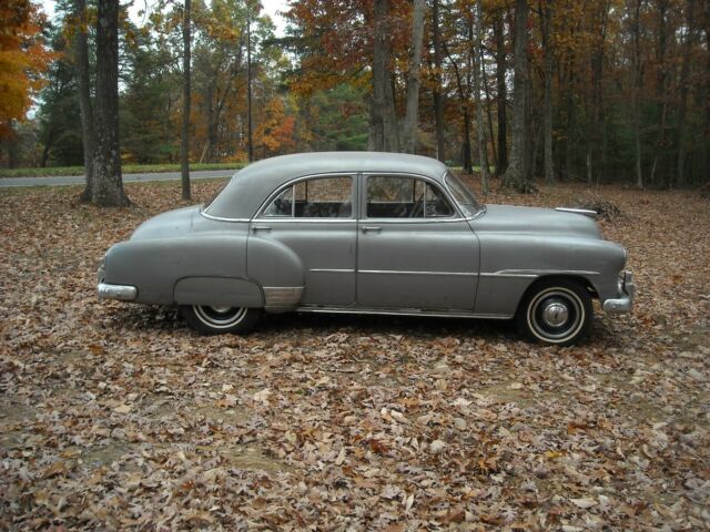 Chevrolet Styleline Deluxe 1951 image number 28