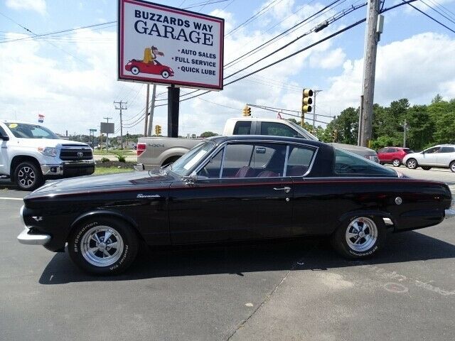 Plymouth Barracuda 1965 image number 2