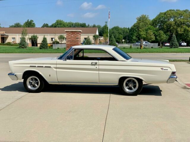 Mercury Comet 1965 image number 16