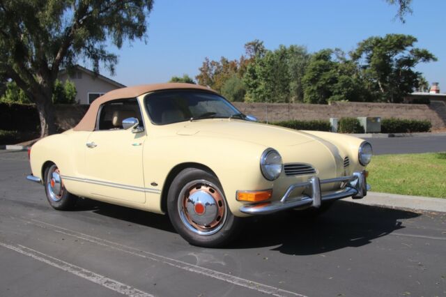 Volkswagen Karmann Ghia 1971 image number 0