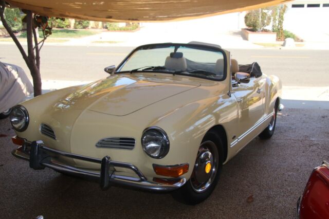 Volkswagen Karmann Ghia 1971 image number 11