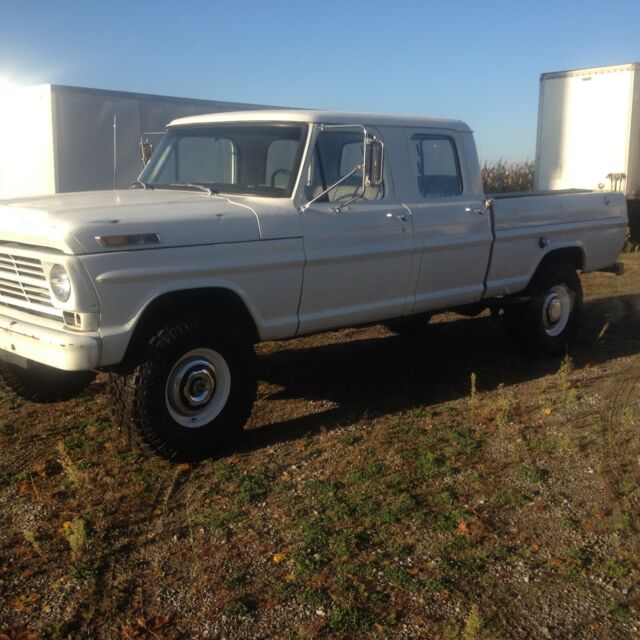 Ford F-250 1969 image number 14