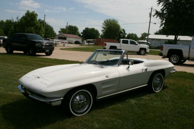 Chevrolet Corvette 1964 image number 42