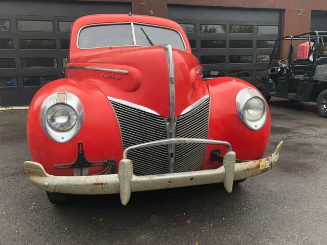 Ford Deluxe 1940 image number 16