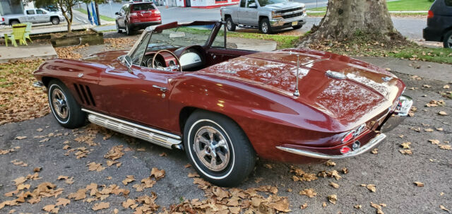 Chevrolet Corvette 1965 image number 18