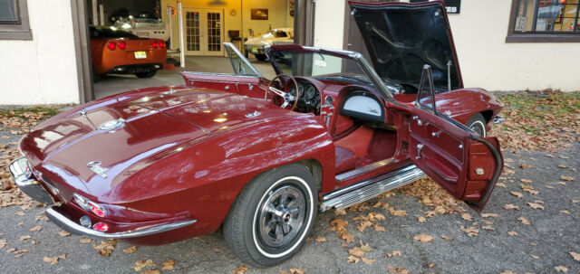 Chevrolet Corvette 1965 image number 22