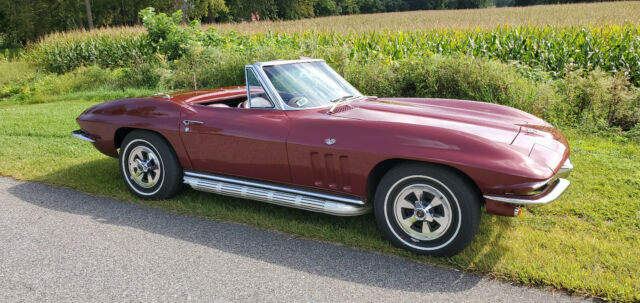 Chevrolet Corvette 1965 image number 27