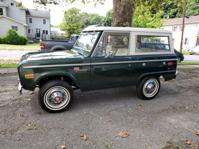 Ford Bronco 1974 image number 2