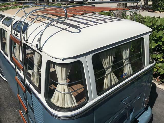 Volkswagen Bus/Vanagon 1972 image number 20